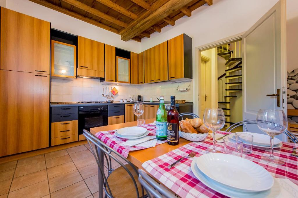 Le Residenze Del Conte Agudio Apartamento Malgrate Habitación foto